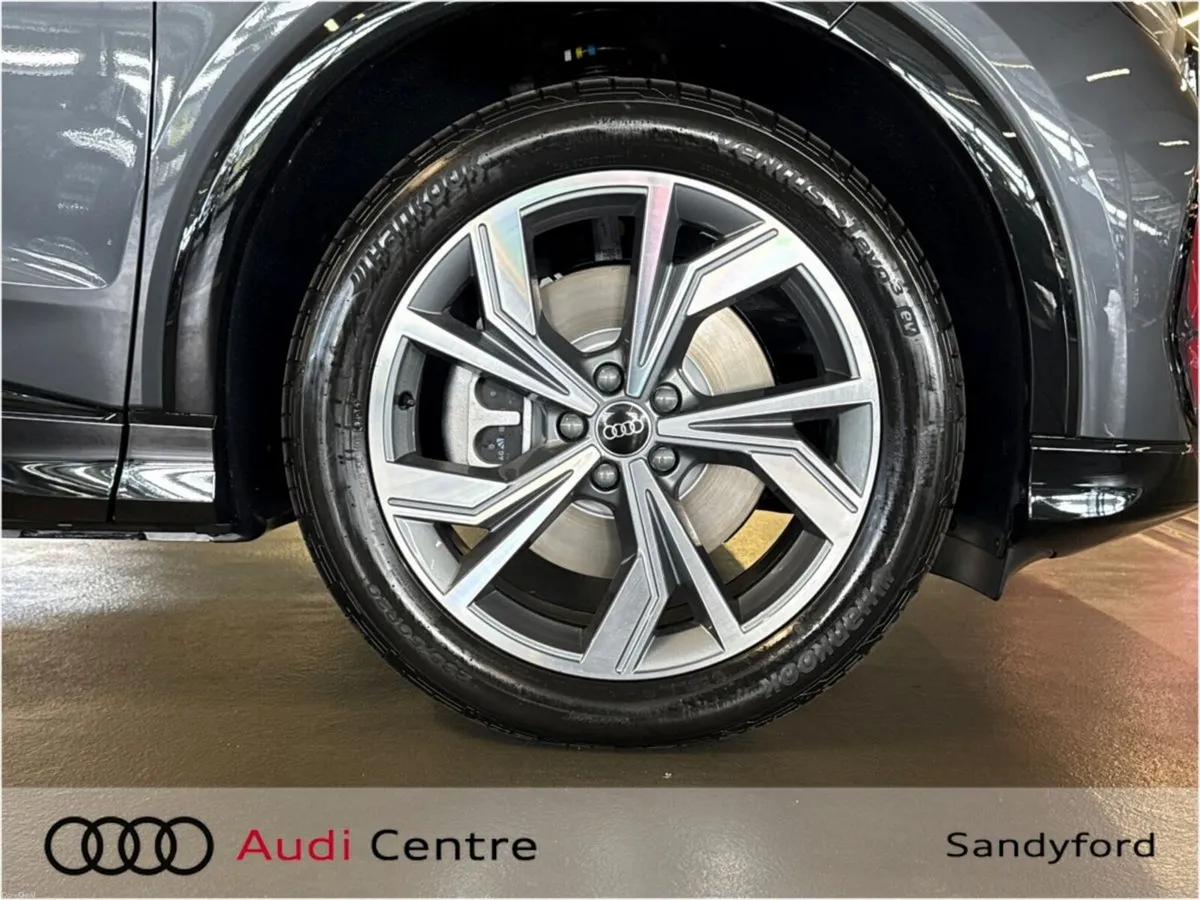 Audi Q4 e-tron ADVANCE - Image 6