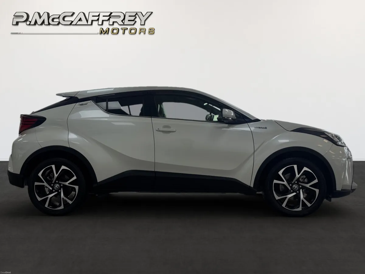 2020 Toyota C-HR Luna Sport Leather Reversing Came - Image 4