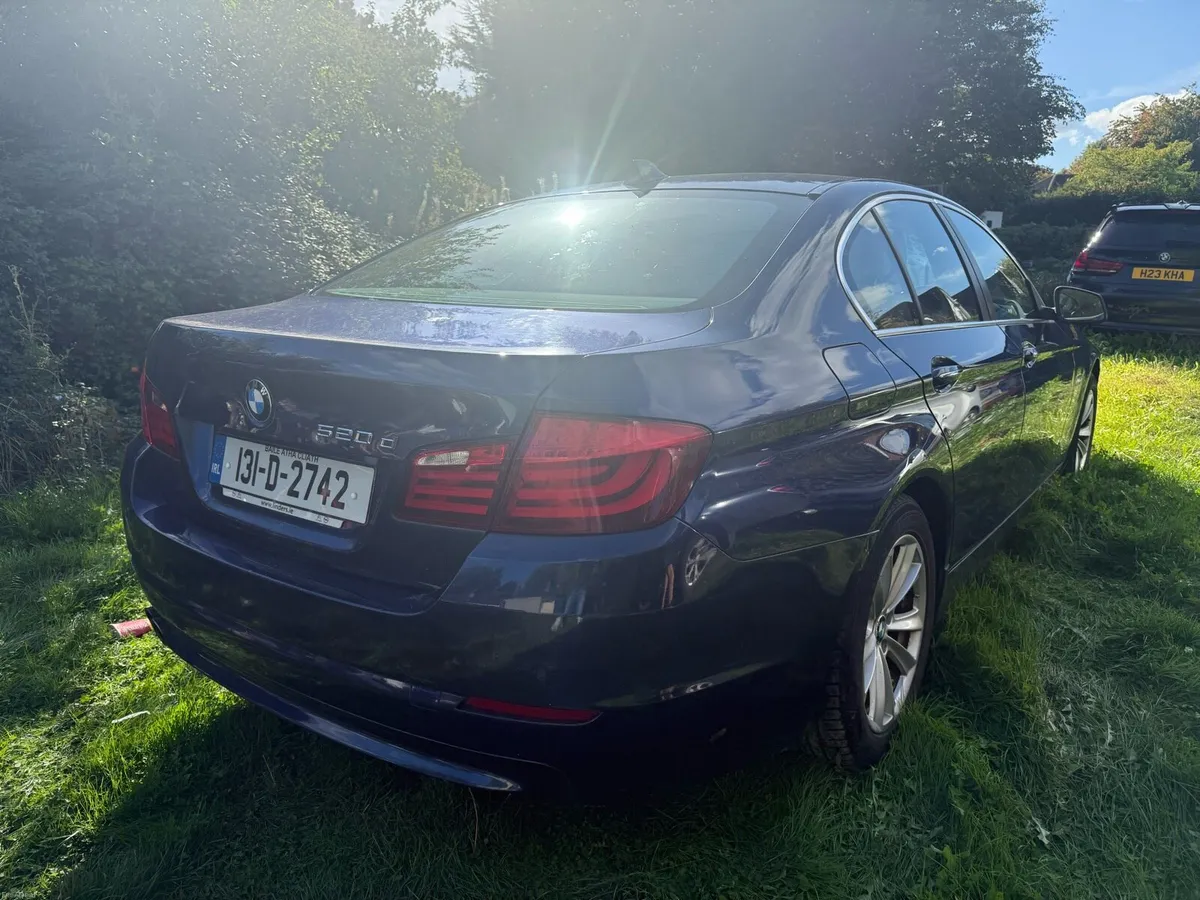 2013 BMW 520d **AUTOMATIC** - Image 2