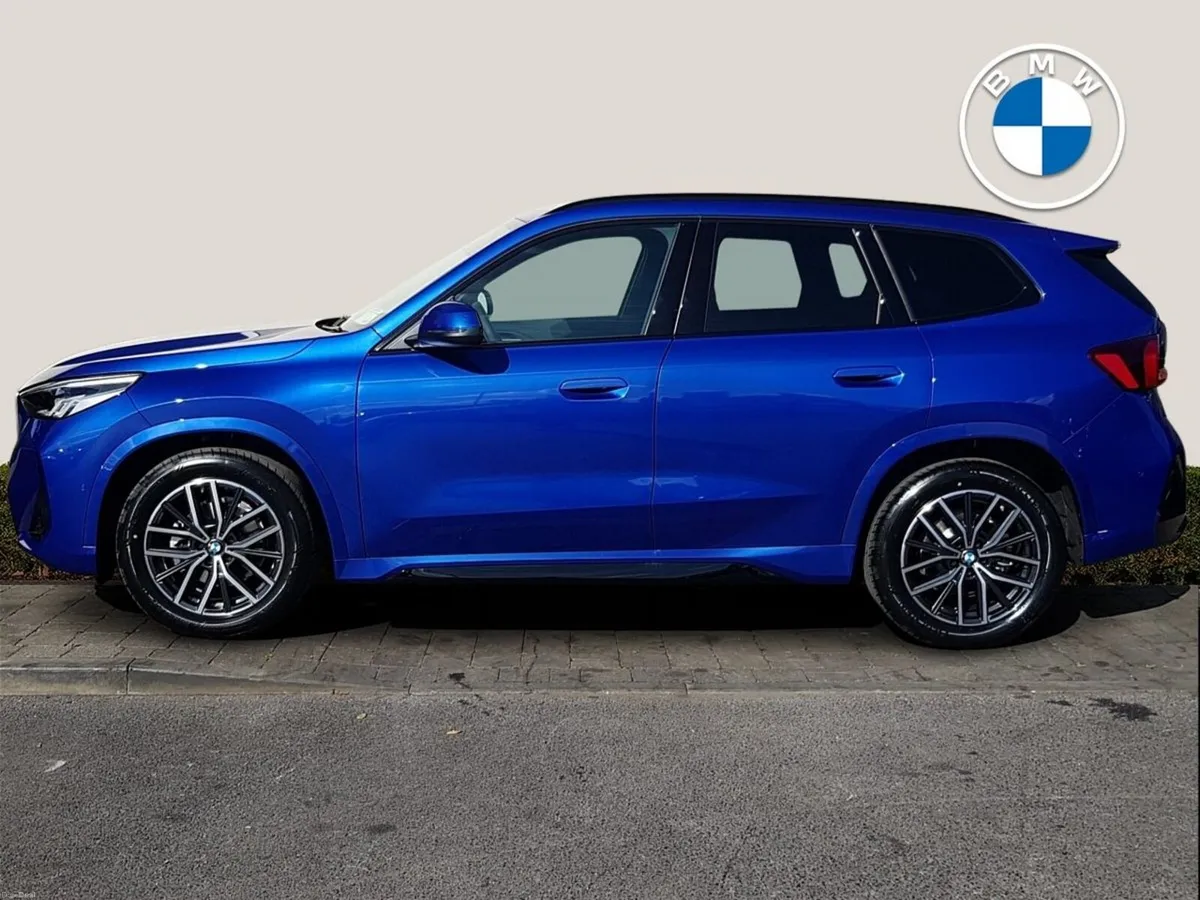 BMW iX1 eDrive20 M Sport - Image 3