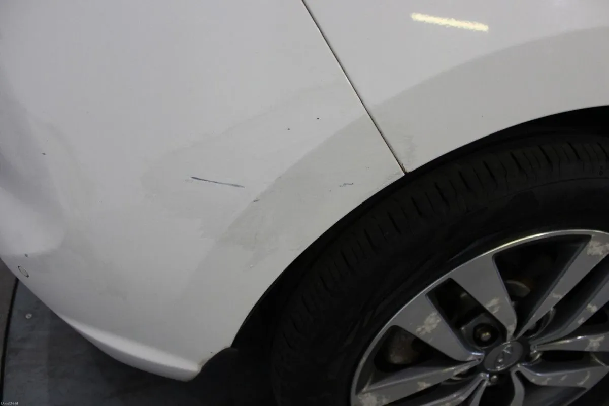 Hyundai i30 1.0 T-GDI Deluxe Plus - TENDER 32 - EN - Image 4