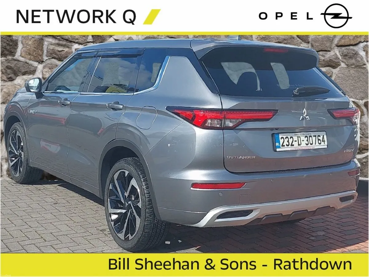 Mitsubishi Outlander OUTLANDER 2.4 L 5LA GN0W 5DR - Image 4