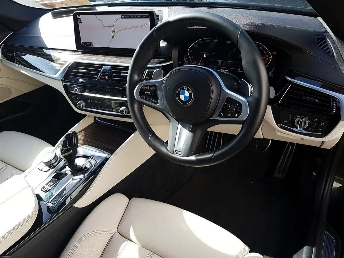 BMW 5-Series 520d M Sport - Image 6