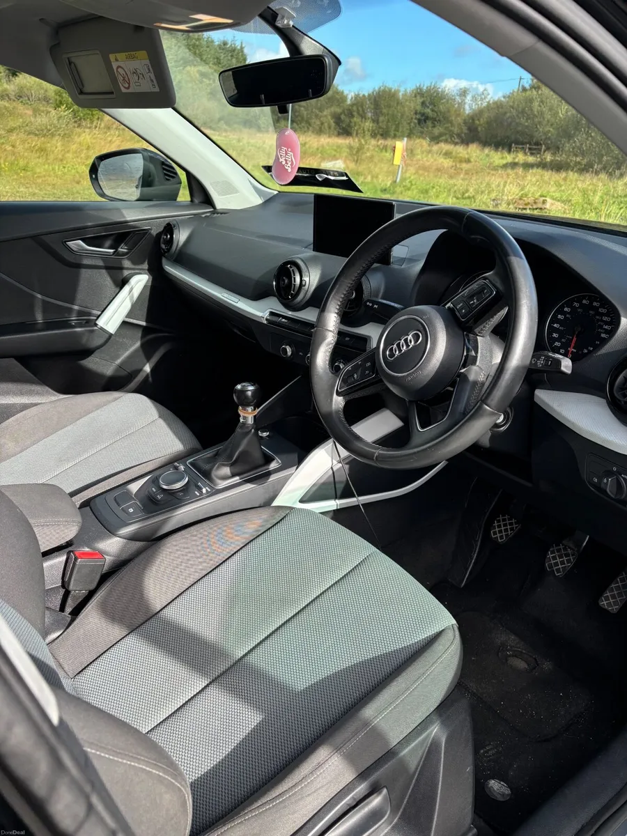 Audi Q2 2018 - Image 4