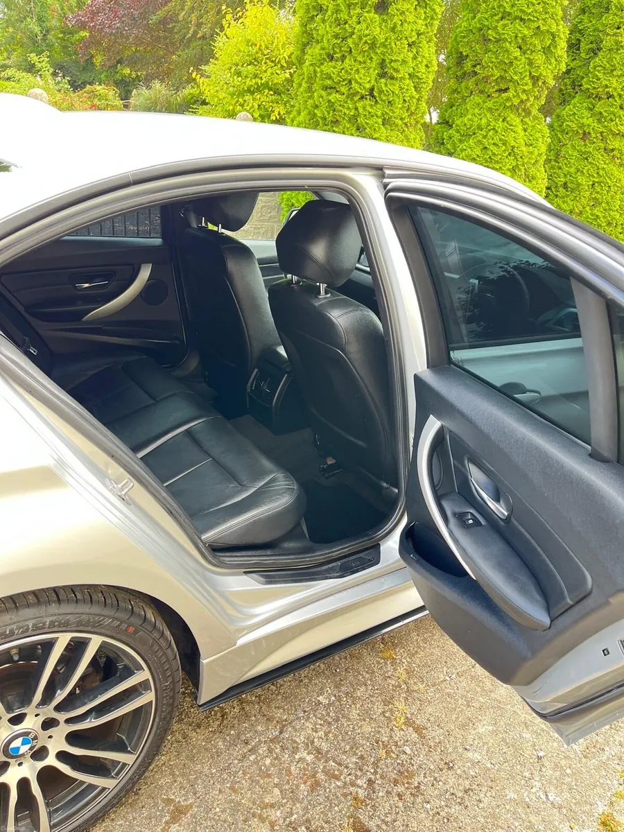 BMW 3 series - Image 6