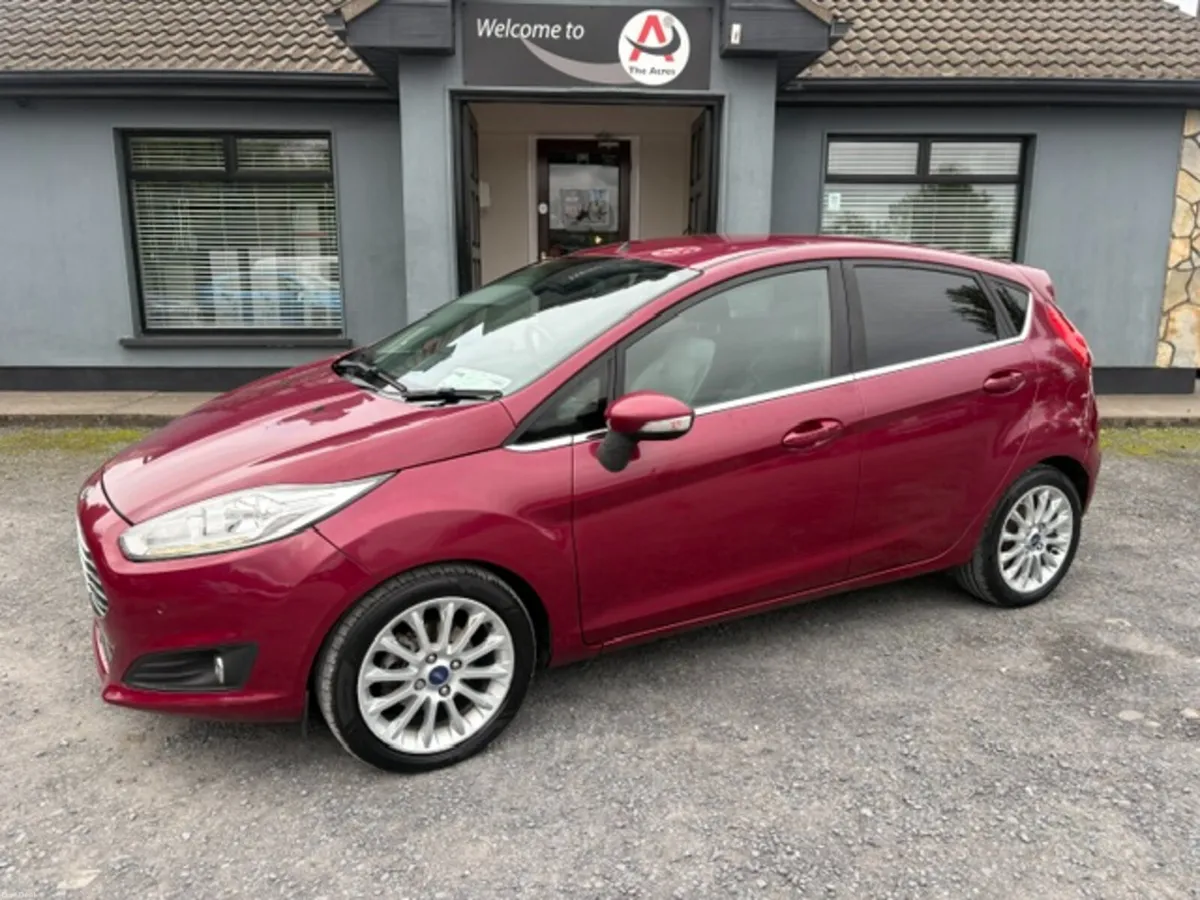 Ford Fiesta 2014 AUTOMATIC - Image 1
