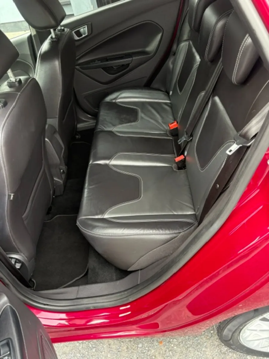 Ford Fiesta 2014 AUTOMATIC - Image 3