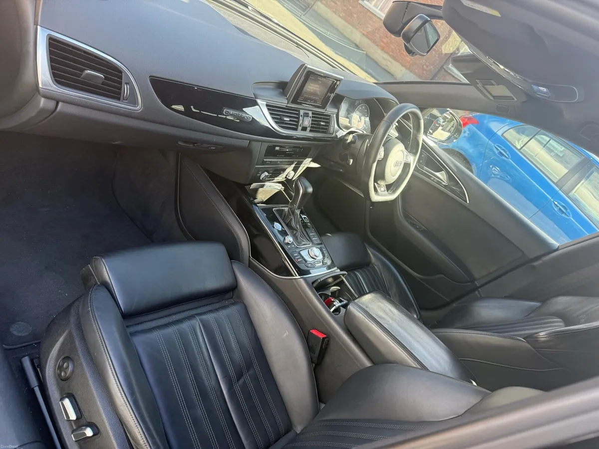 2017 AUDI A6 AVANT S-LINE **BLACK EDT** - Image 6