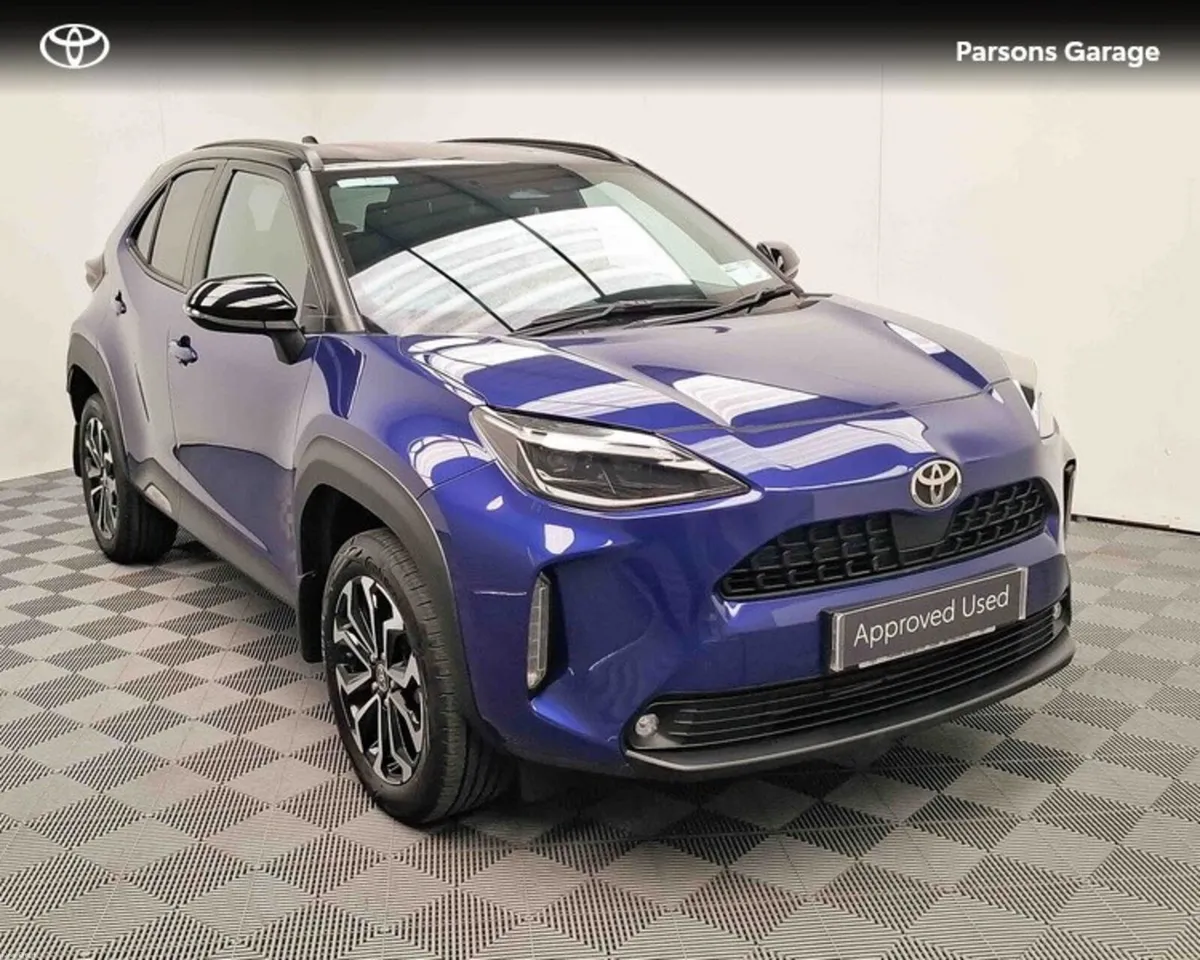Toyota Yaris Cross YARIS CROSS LUNA SPORT BI - Image 1