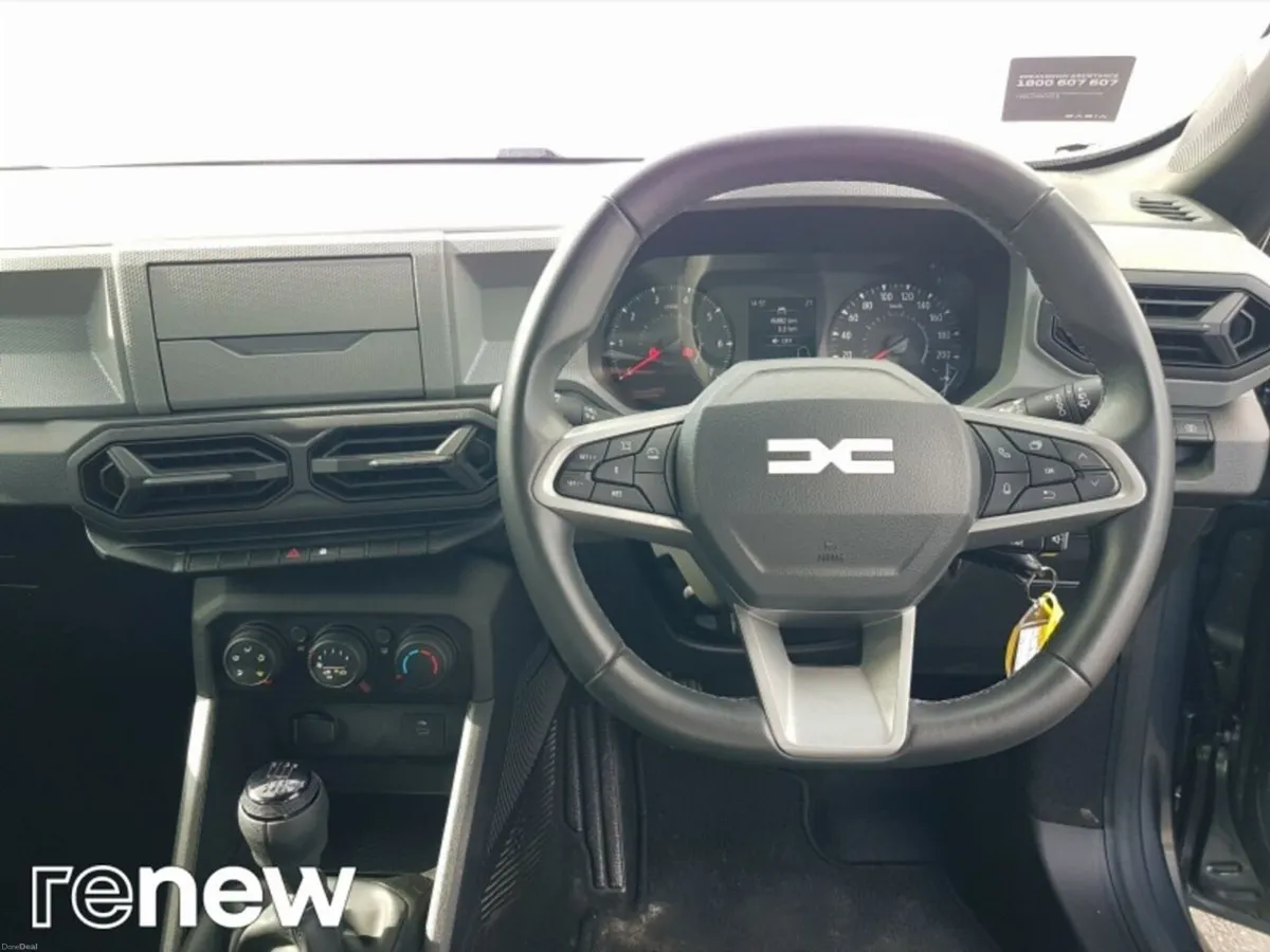 Dacia Duster ESSENTIAL - Image 2