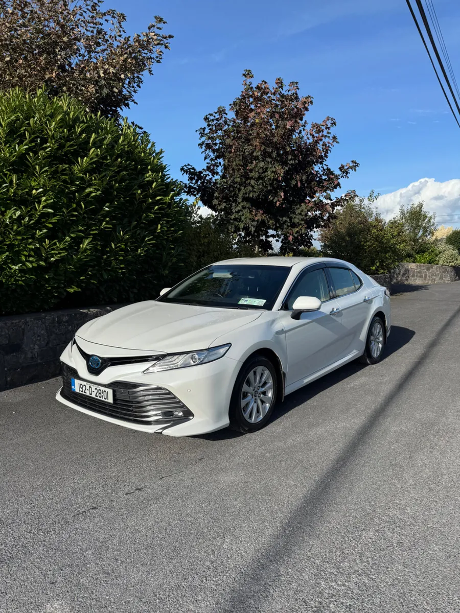 Toyota Camry 2019 - Image 4
