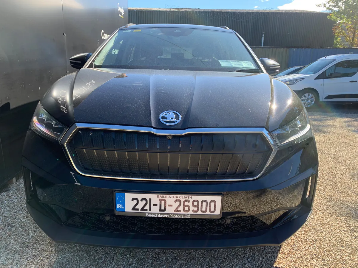SKODA ENYAQ IV 60 RWD - Image 5