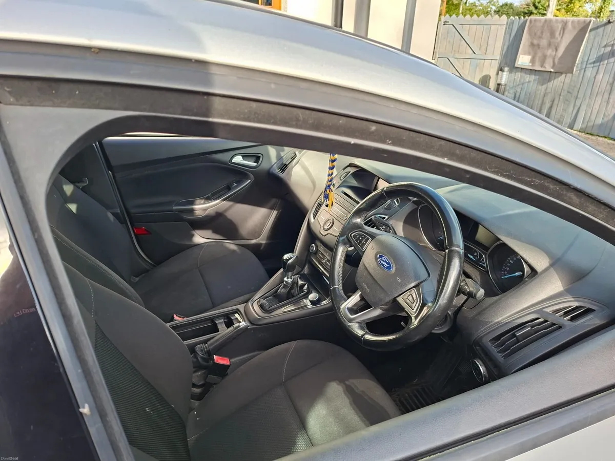 Ford Focus 2015 - Image 3