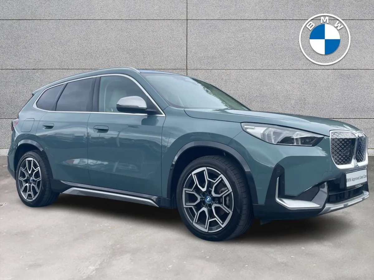 BMW iX1 eDrive20 xLine - Image 1