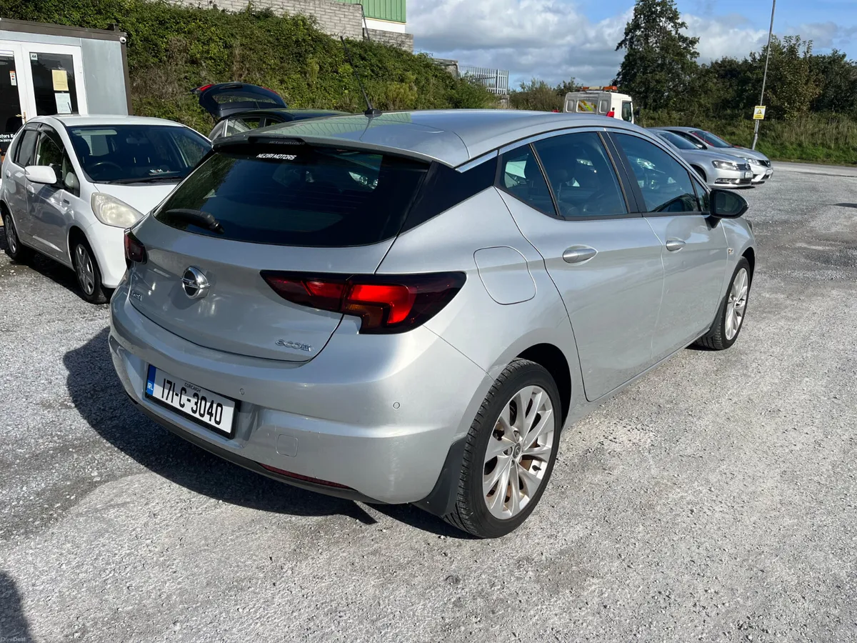 Opel Astra 2017 - Image 4