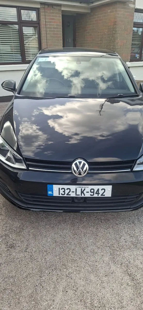 Volkswagen Golf 2013 - Image 1