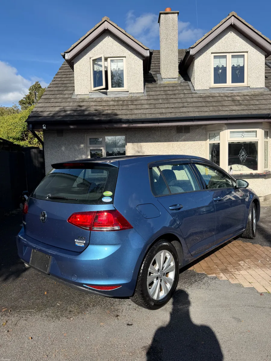 Volkswagen Golf auto only 22000km - Image 4