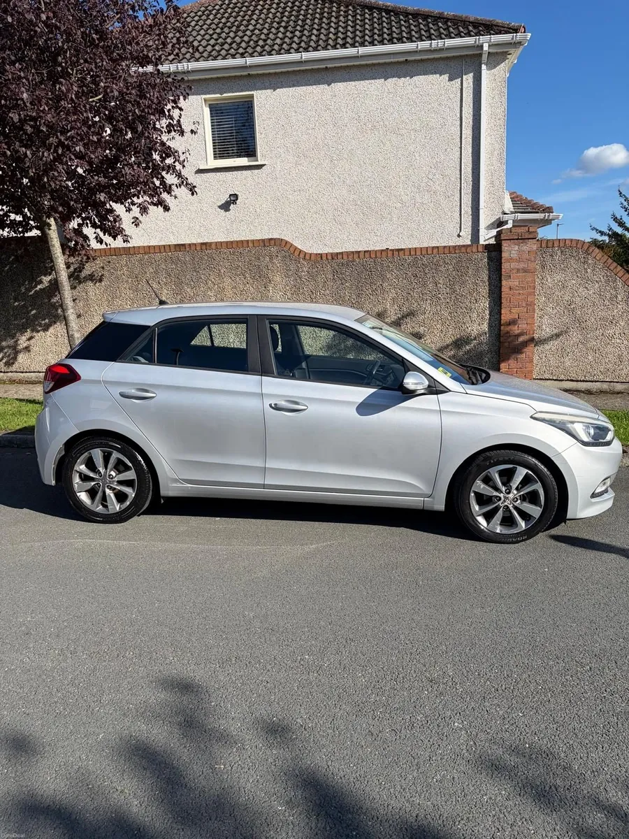 Hyundai i20 Deluxe 2016 1.2L - Image 5