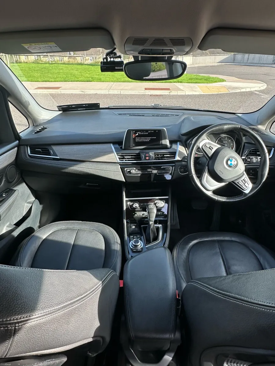 BMW 2 series 7 seater - Image 2