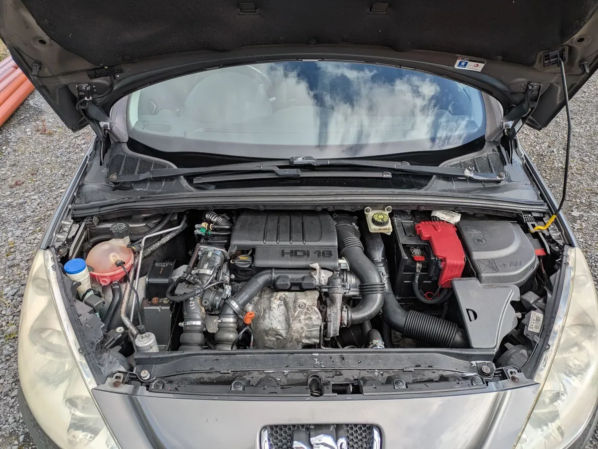 Peugeot 308 2009 SW sport 1.6hdi - Image 2