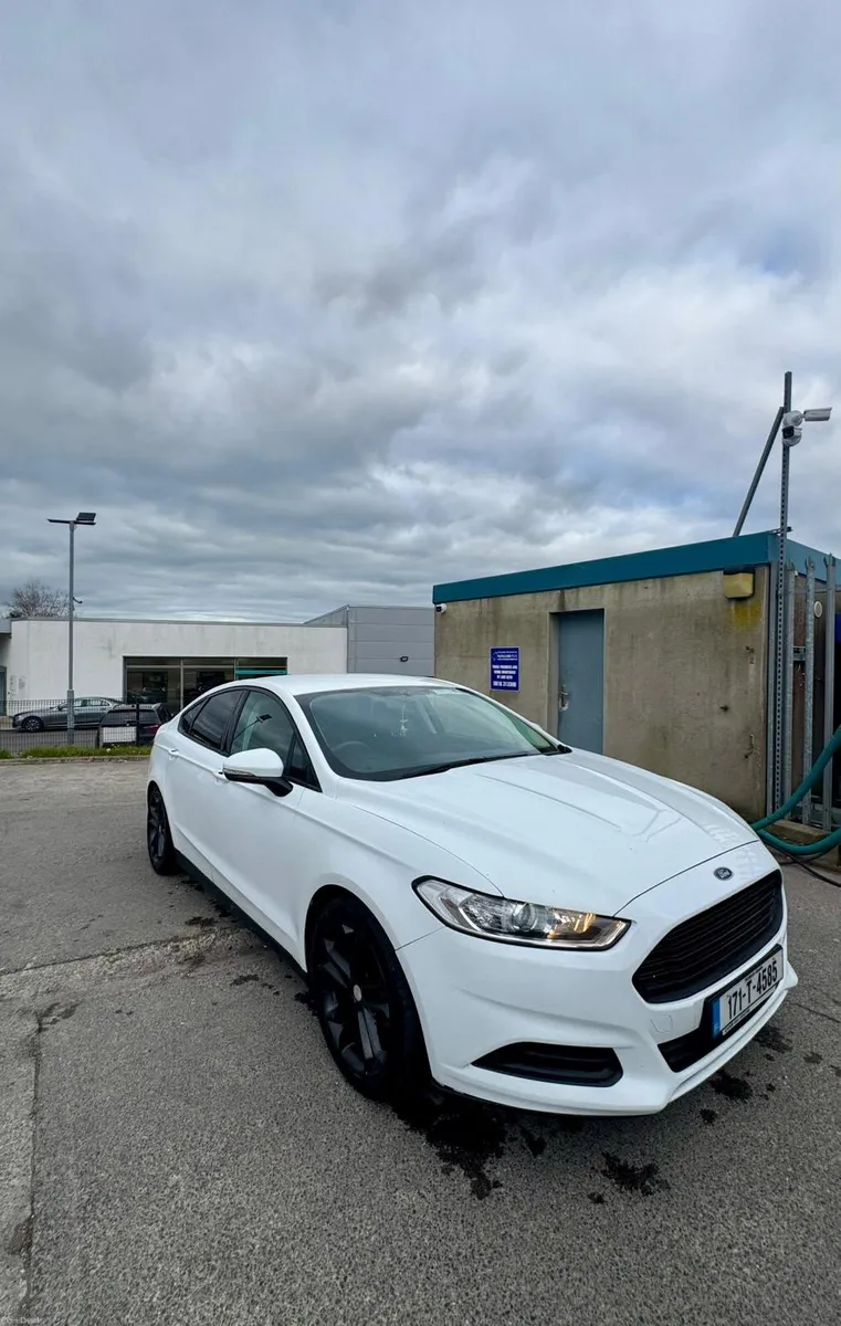 Ford Mondeo 2017 - Image 2