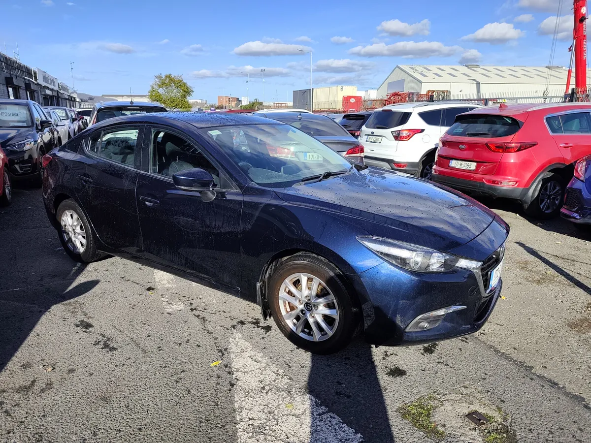 Mazda Mazda3 2017 - Image 3