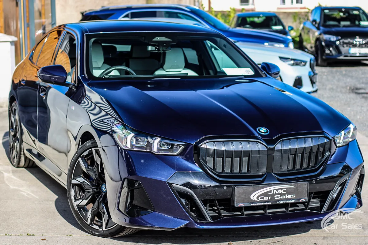 2024 BMW 5 SERIES PRO PACK LCI - Image 4