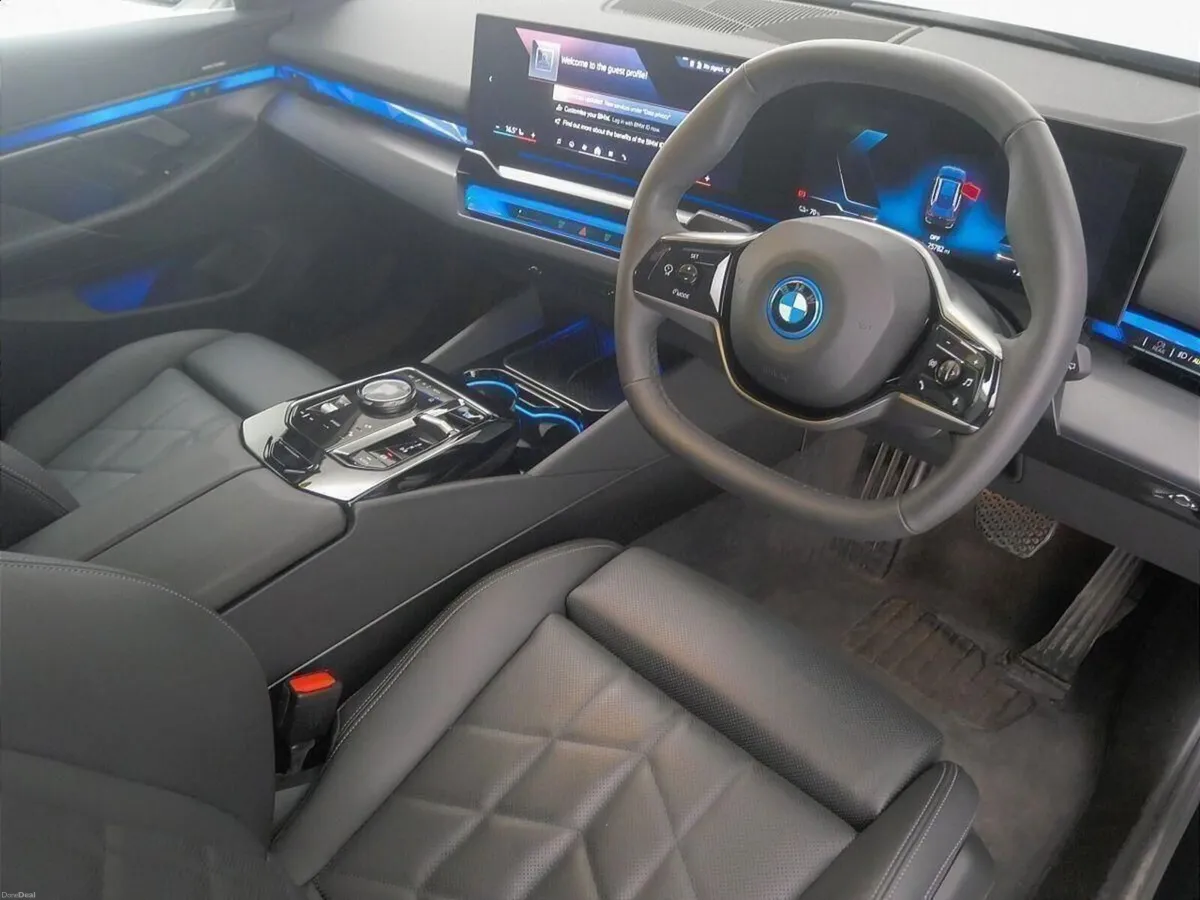 BMW i5 eDrive40 Sport Edition Touring - Image 6