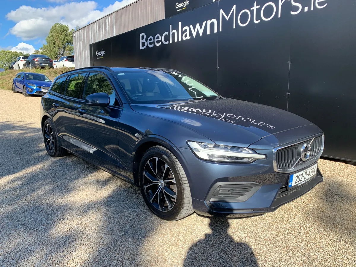 VOLVO V60 2.0 D3 MOMENTUM ESTATE - Image 1
