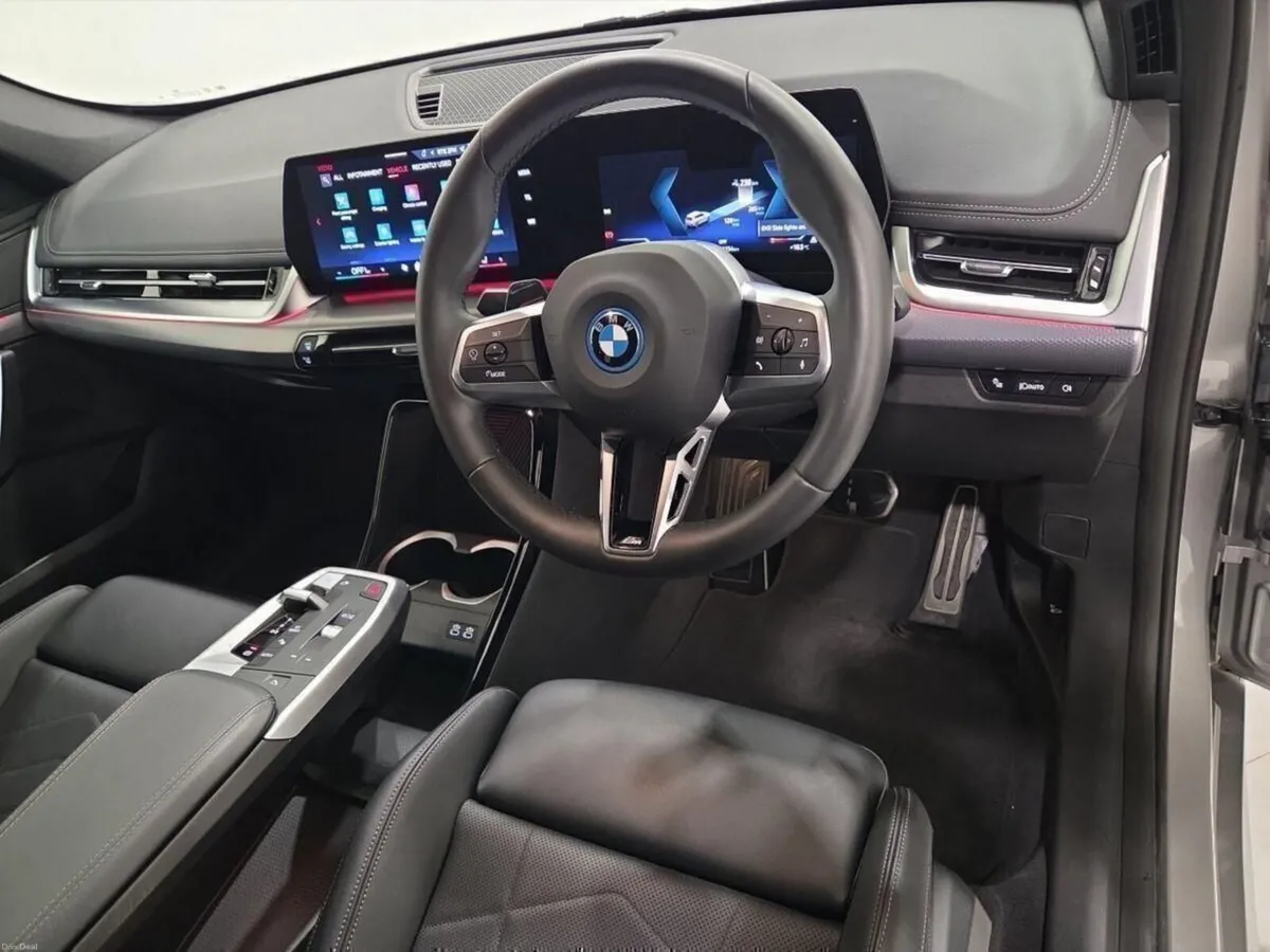 BMW iX1 eDrive20 M Sport - Image 6