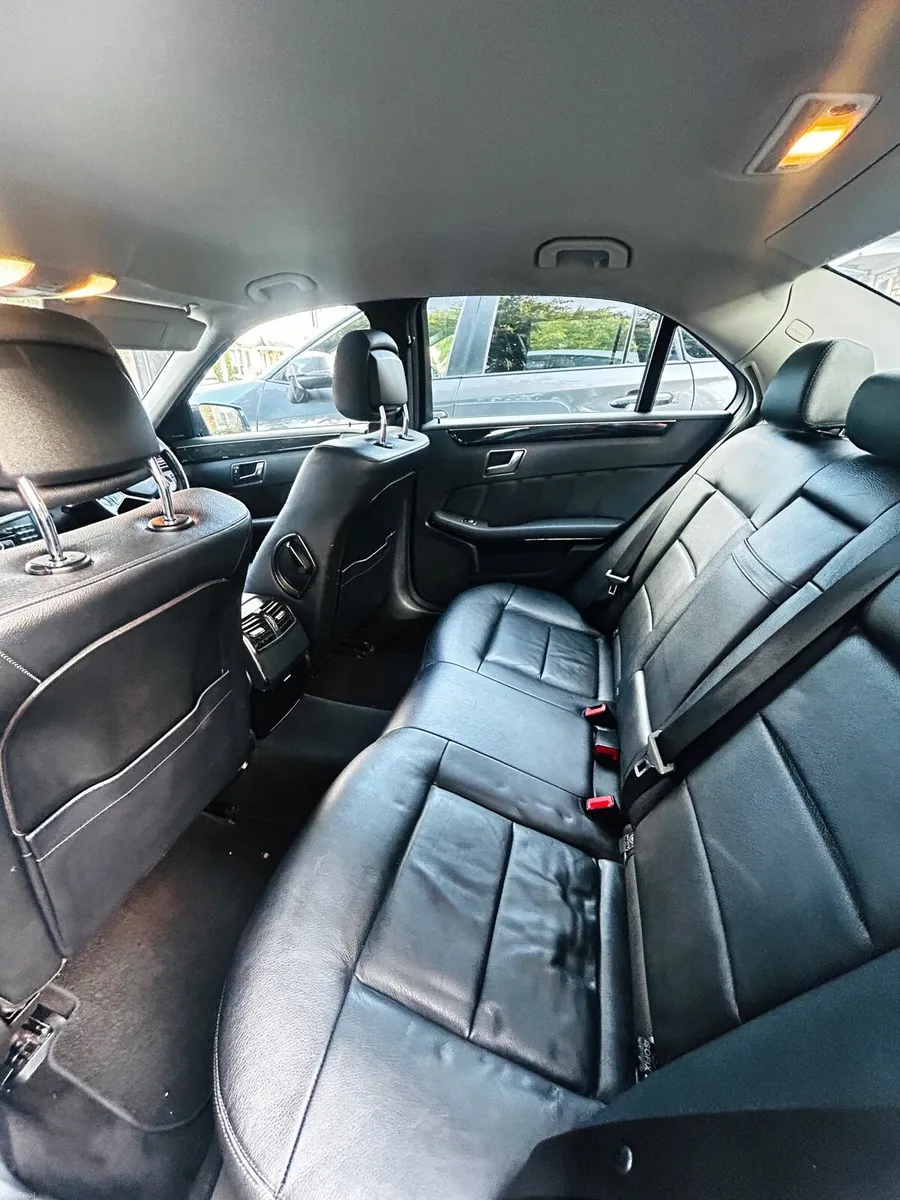 Mercedes E220 Auto - Image 5
