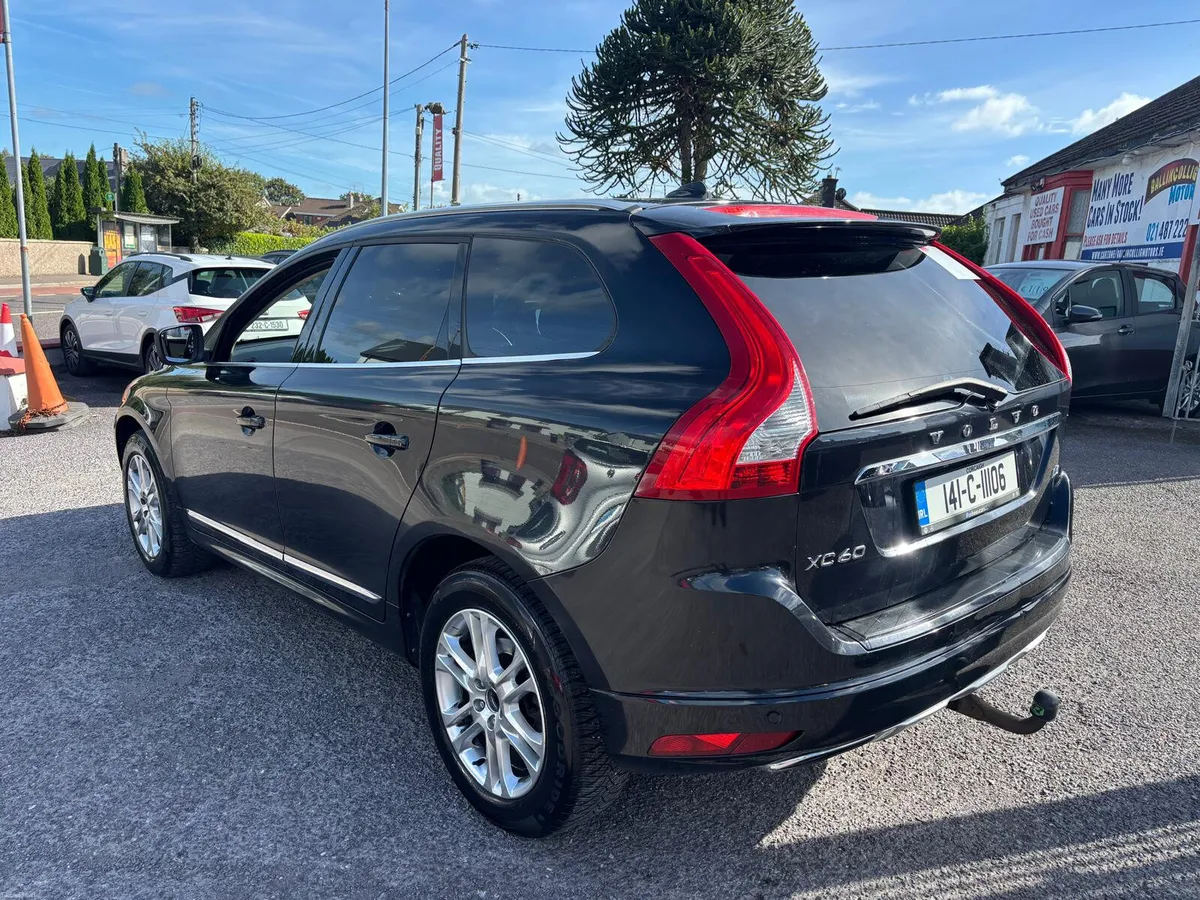 Volvo XC60  DIESEL  HIGH  SPEC TRADE SALE  READ AD - Image 3