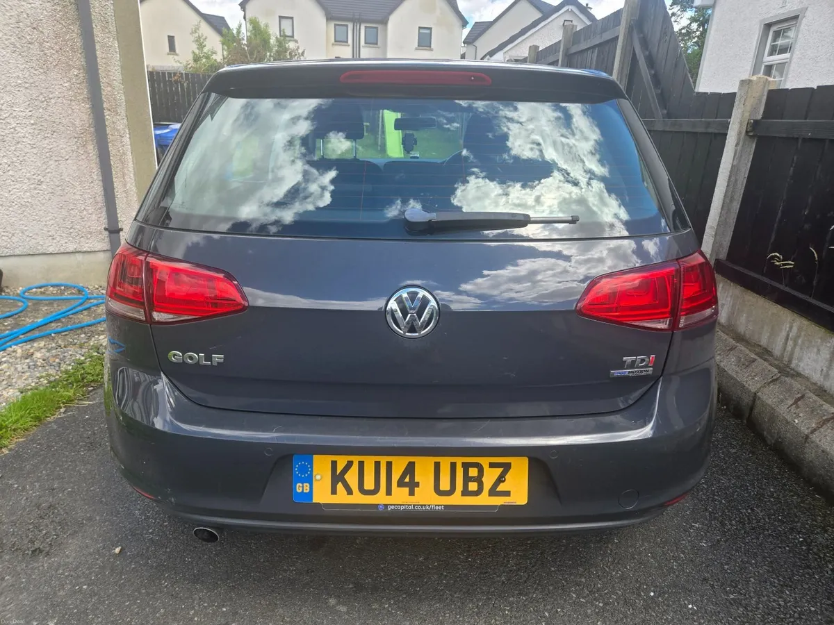 Volkswagen Golf 2014 1.6L Diesel Automatic - Image 4
