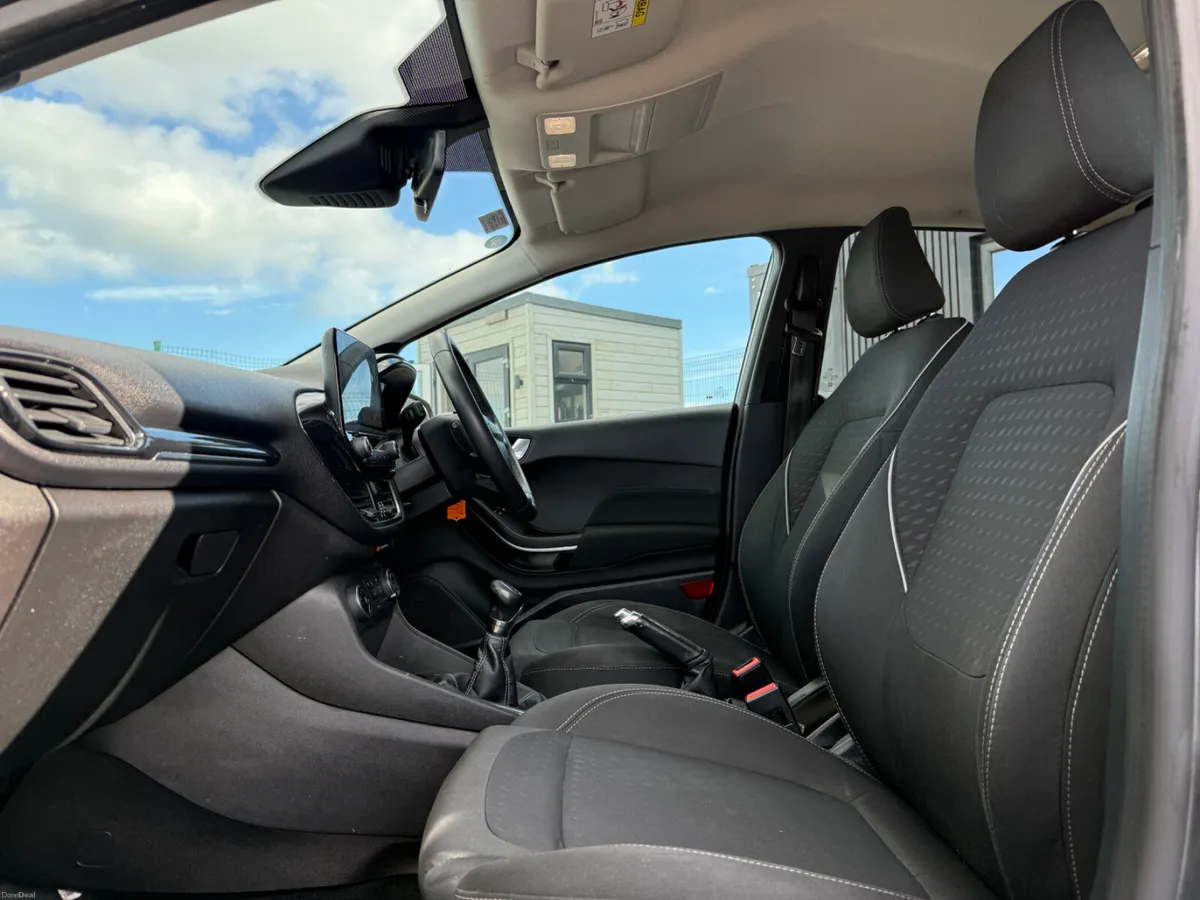 2018 Ford Fiesta 1.1L Zetec 5dr - Image 6