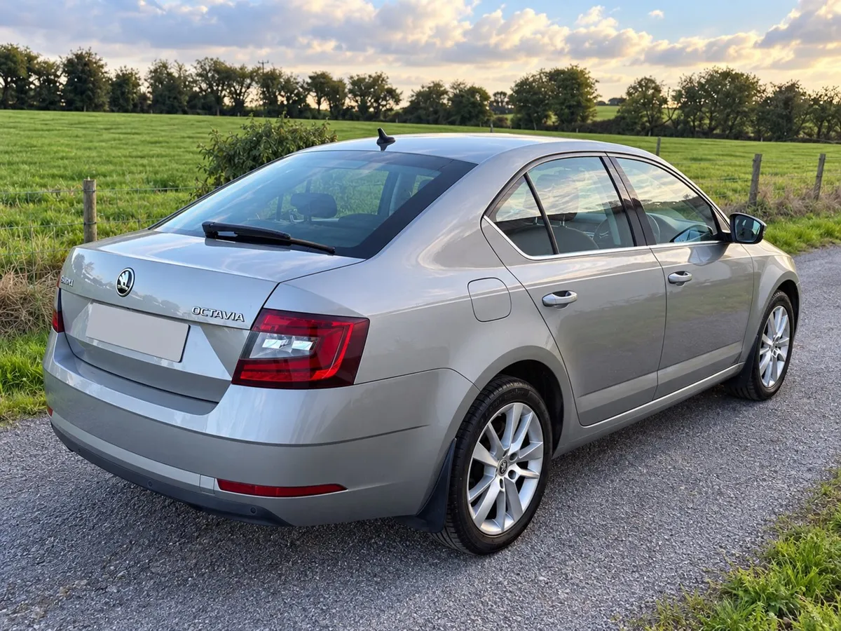 2018 Skoda Octavia Style 1.6 TDI - Image 3