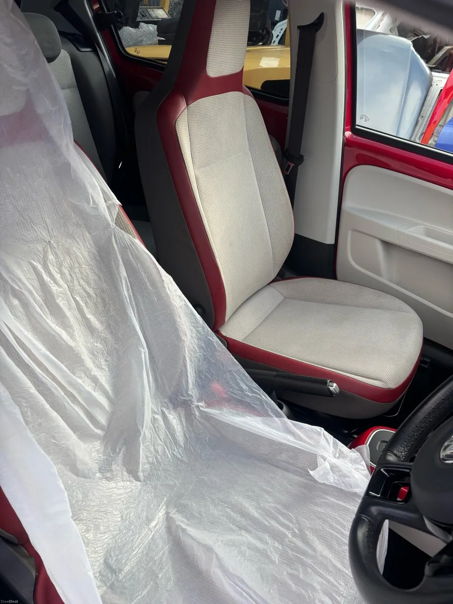 Volkswagen up automatic - Image 6