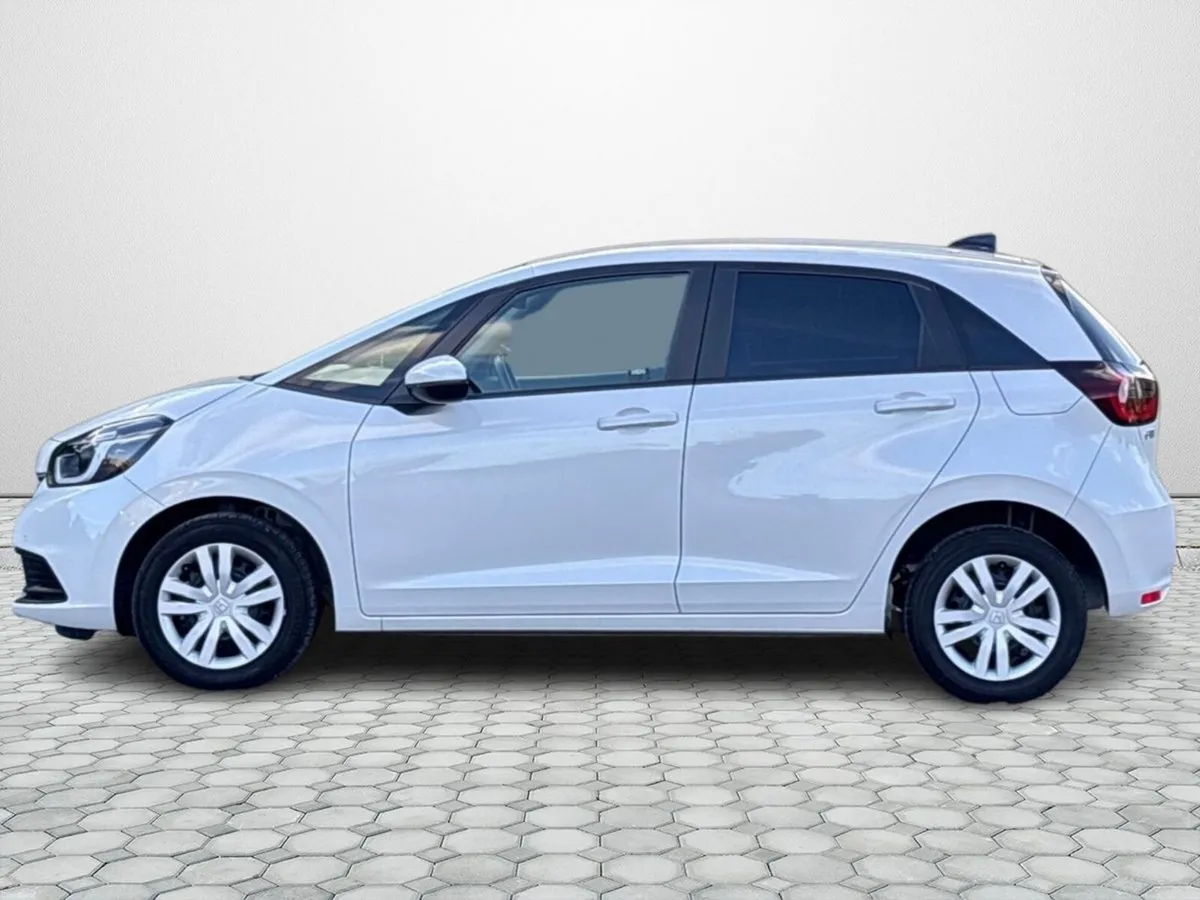 Honda Fit Hybrid - Image 5