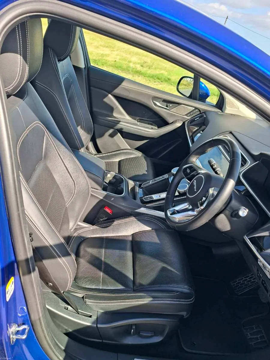 Low Mileage Jaguar I-Pace SE 2019 - Image 3