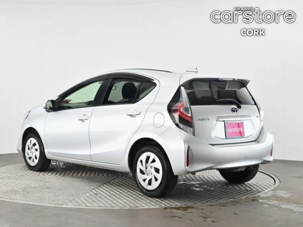 Toyota Aqua 1.5 - Image 3