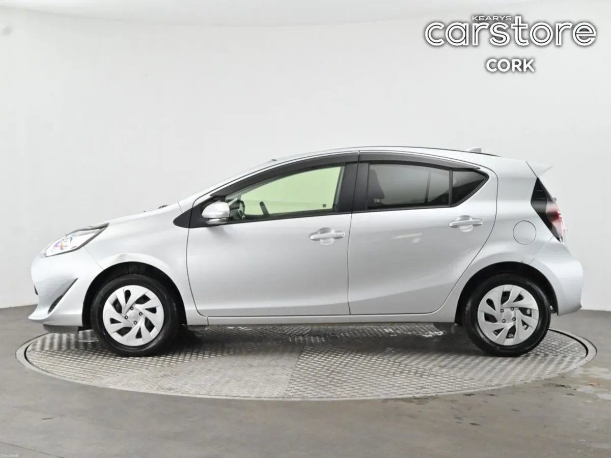 Toyota Aqua 1.5 - Image 6
