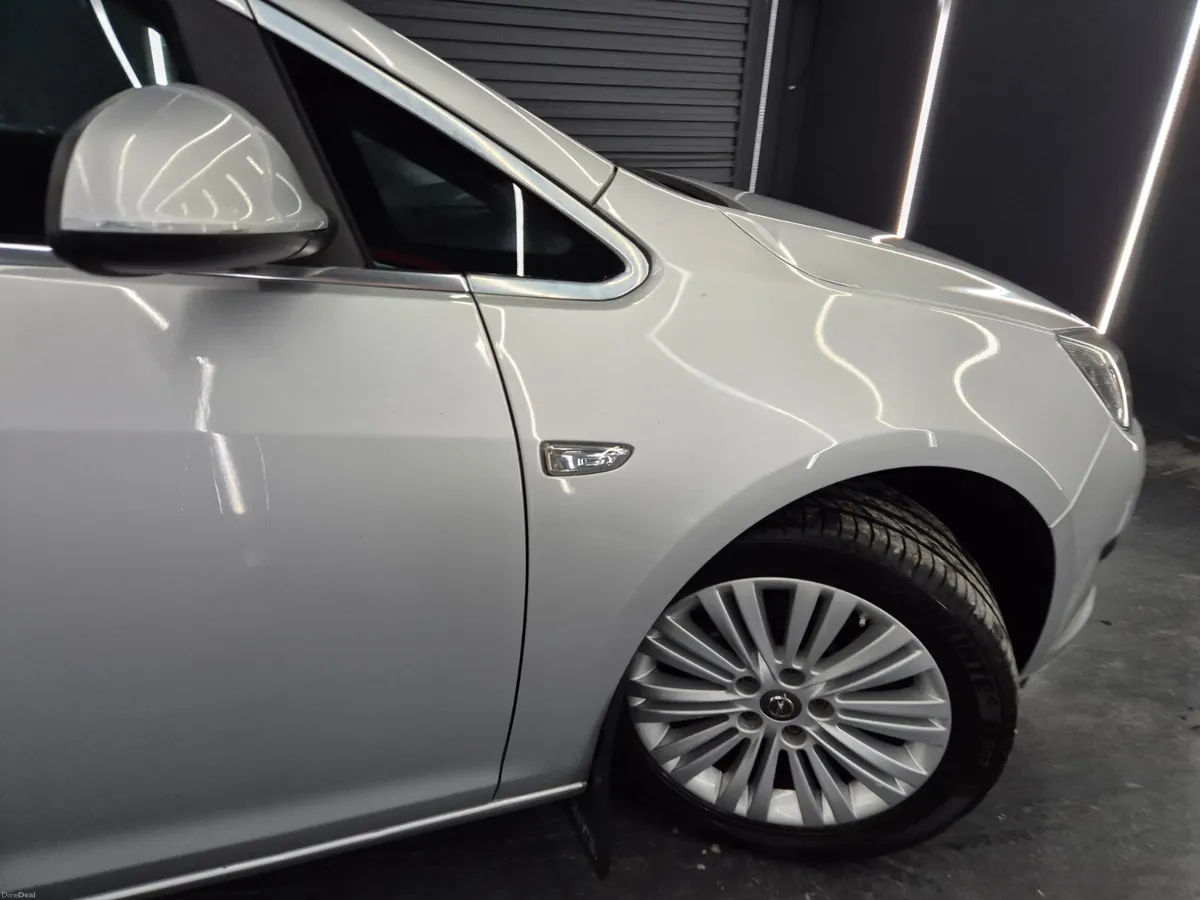 Opel Astra 2015 - Image 4