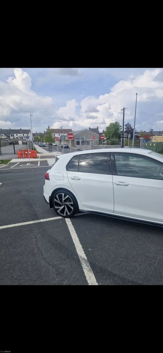 Volkswagon Golf R Line 212 - Image 4