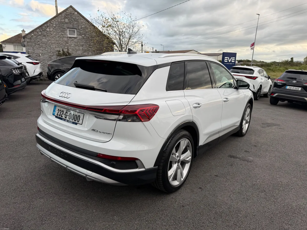 S-Line - 40 Etron - 82KWh - Image 3