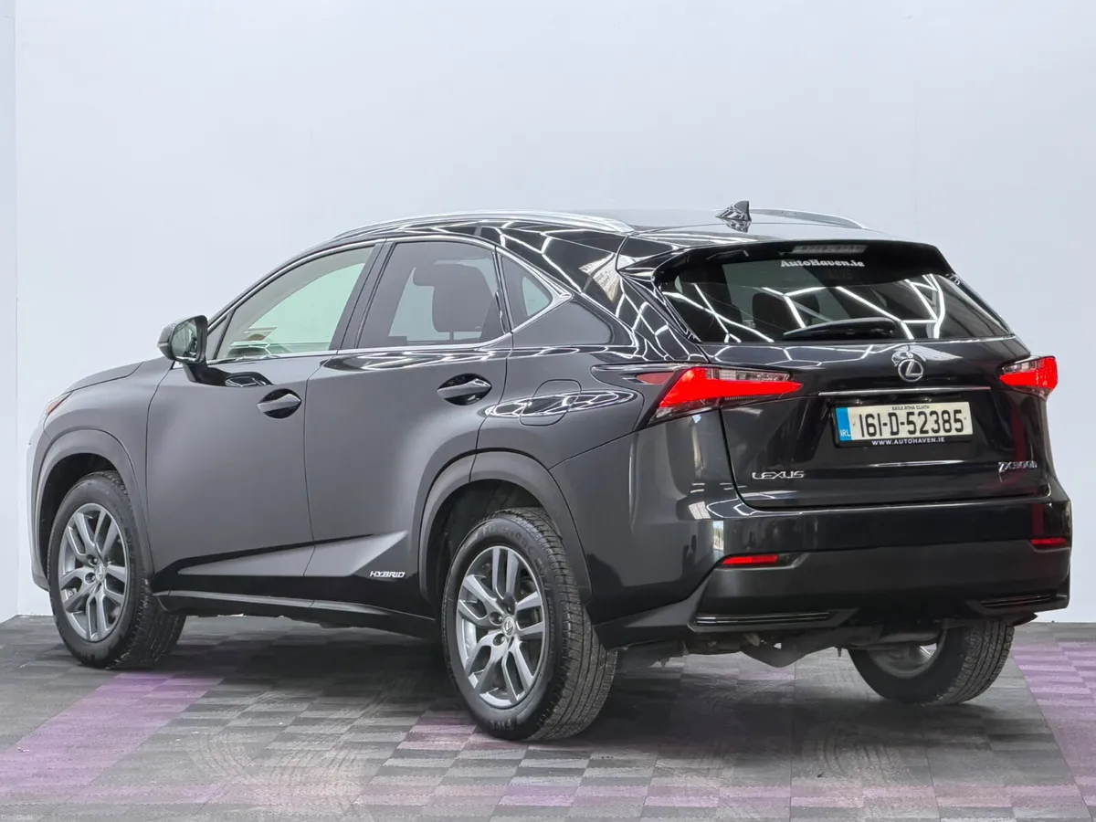 2016 Lexus NX 2.5 Hybrid, Automatic - Image 6