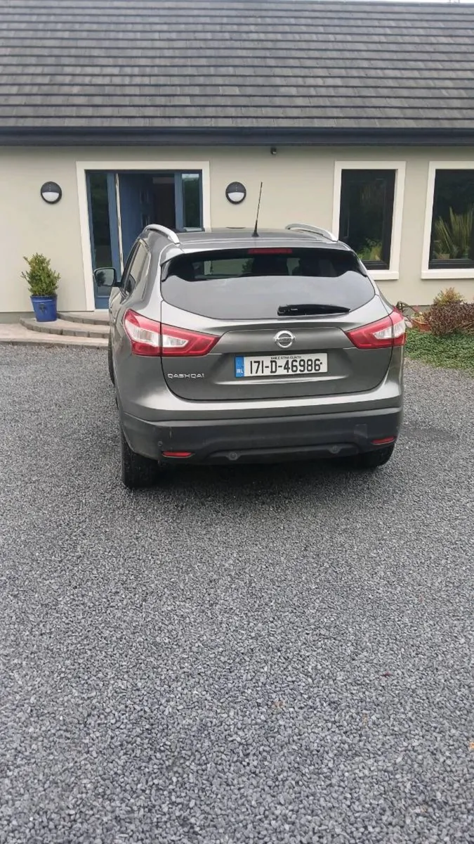 Car - Image 1
