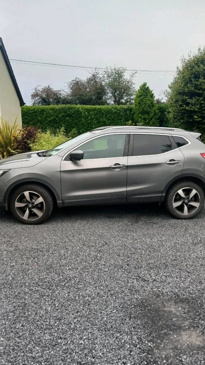 Car - Image 2