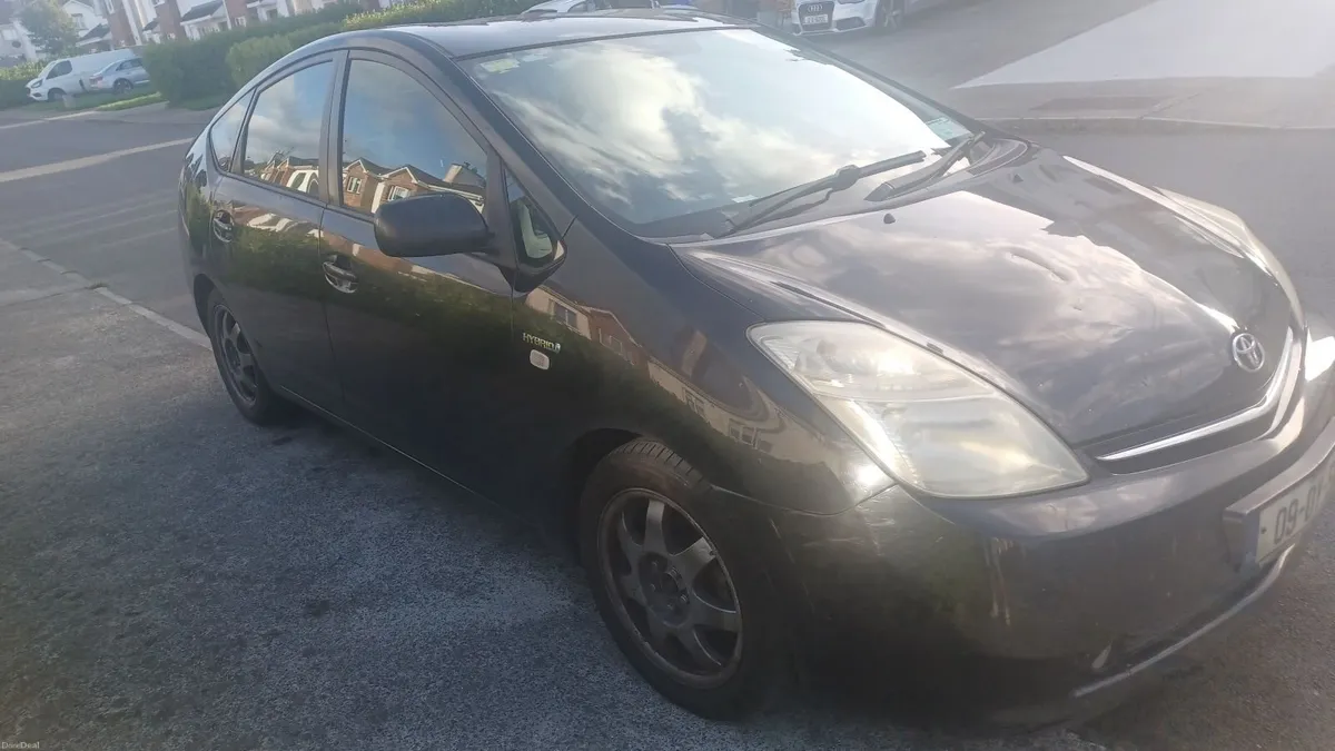 09 Toyota Prius 1.5 petrol automatic hybrid - Image 6