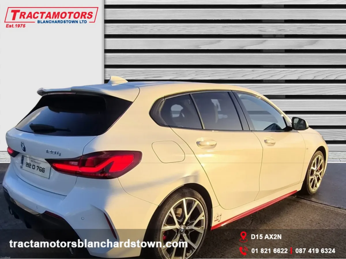 BMW 1-Series 1STI 4DR AUTO TI 260BHP - Image 3