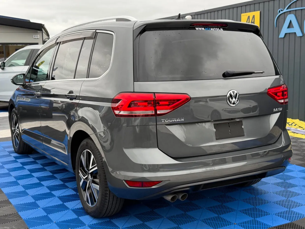 Volkswagen Touran HIGHLINE PREMIUM - 2.0L DIESEL - - Image 6