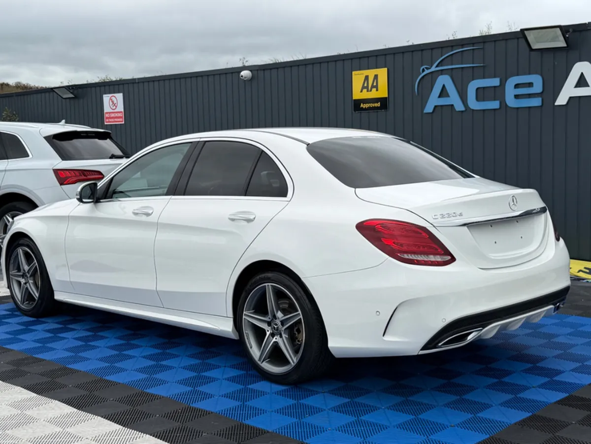 Mercedes-Benz C-Class AVANTGARDE AMG LINE - 2.2L D - Image 6